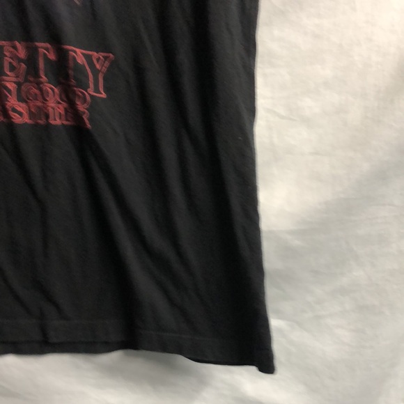 Stranger Things medium T-shirt Netflix pretty damn good babysitter black juniors - Picture 6 of 8